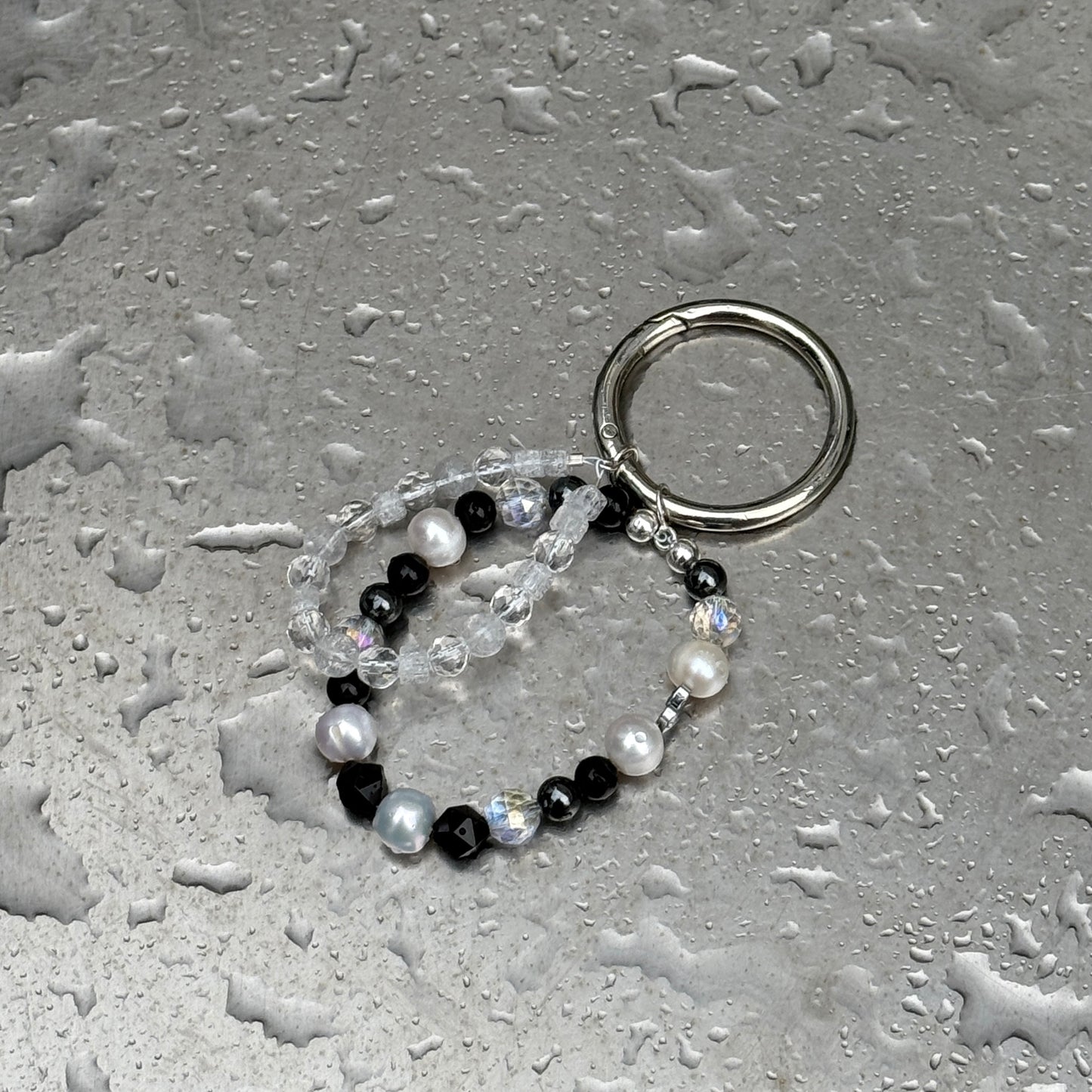 PŘÍVĚSEK S KARABINOU 🖤🤍